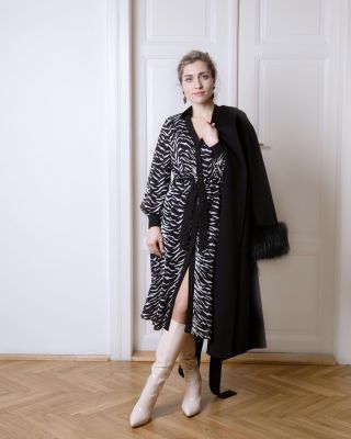 Košilové šaty jsou must have v šatníku. Nesou notky elegance a vypadají skvostně takřka na každé postavě. ⠀ V zimním...